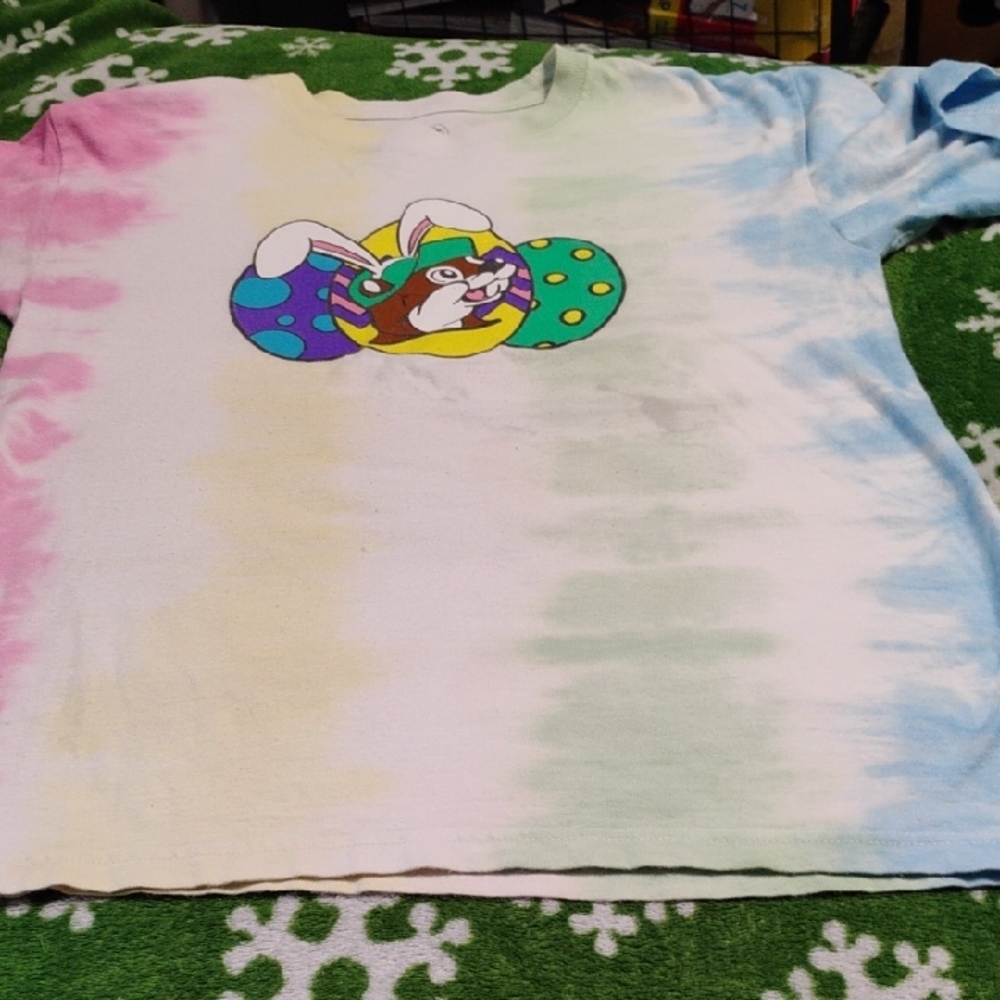 Buc-ees Kids Tie-Dye Bunny Graphic T-Shirt
